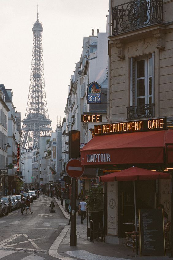 Parisian Street Cafe