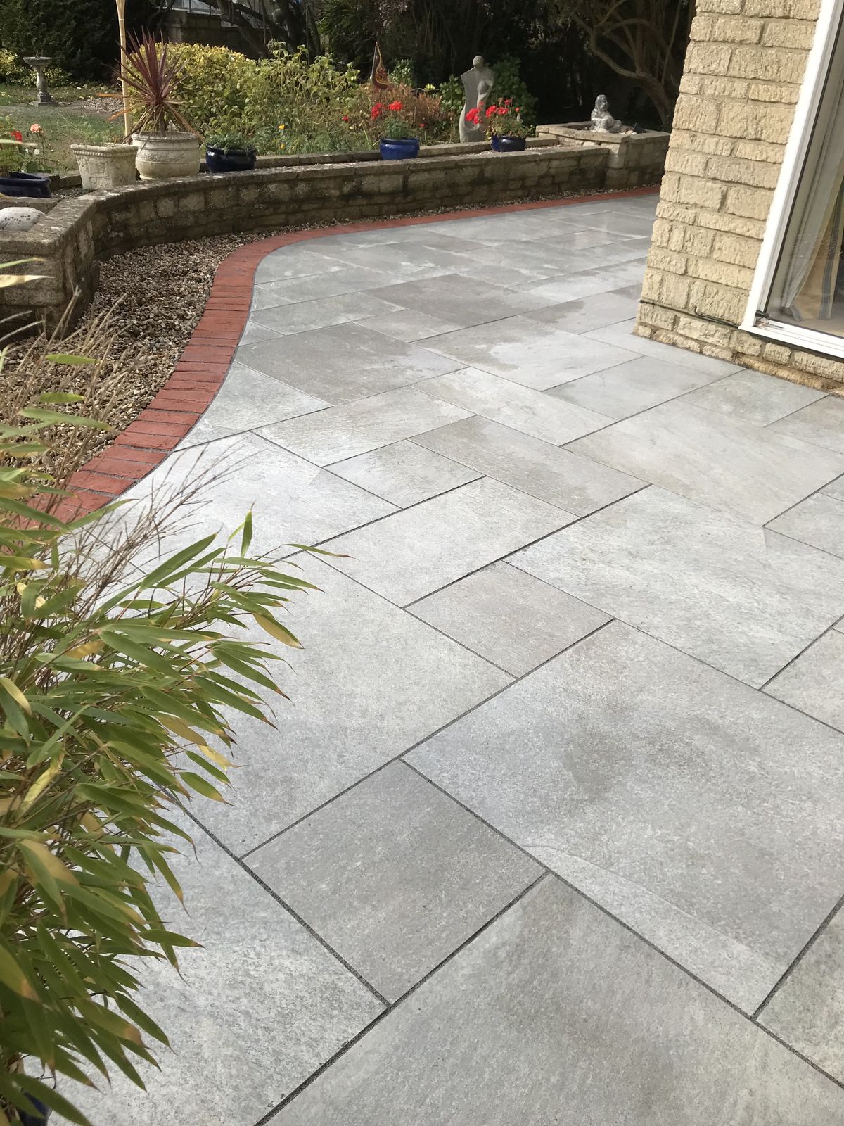 Modern Slate Patio with Bamboo