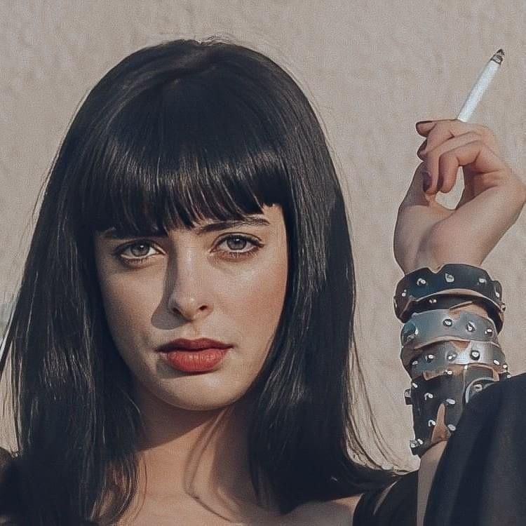Gothic Beauty Smoking