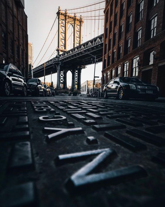 Manhattan Bridge from Cobblestone Street