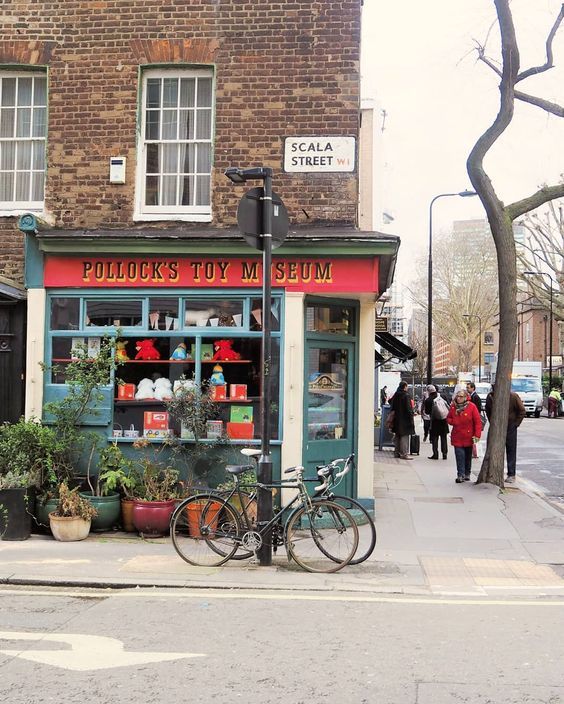 Pollock's Toy Museum, Scala Street