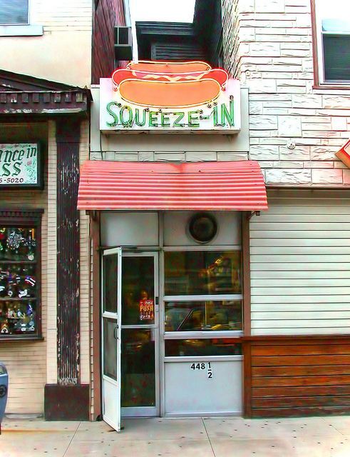 Squeeze-In Fast Food Joint