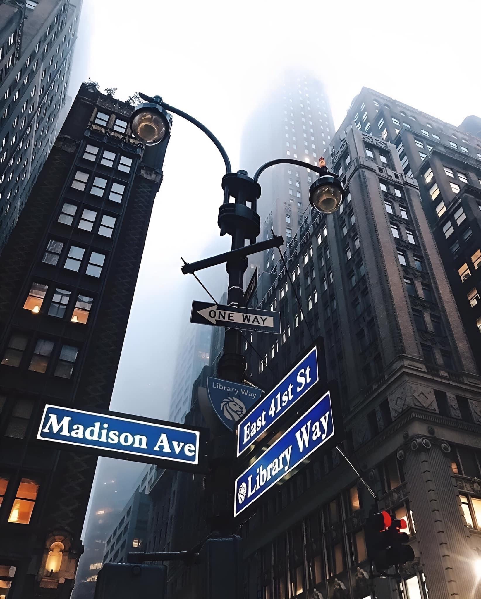 Madison Ave & East 1st St Sign