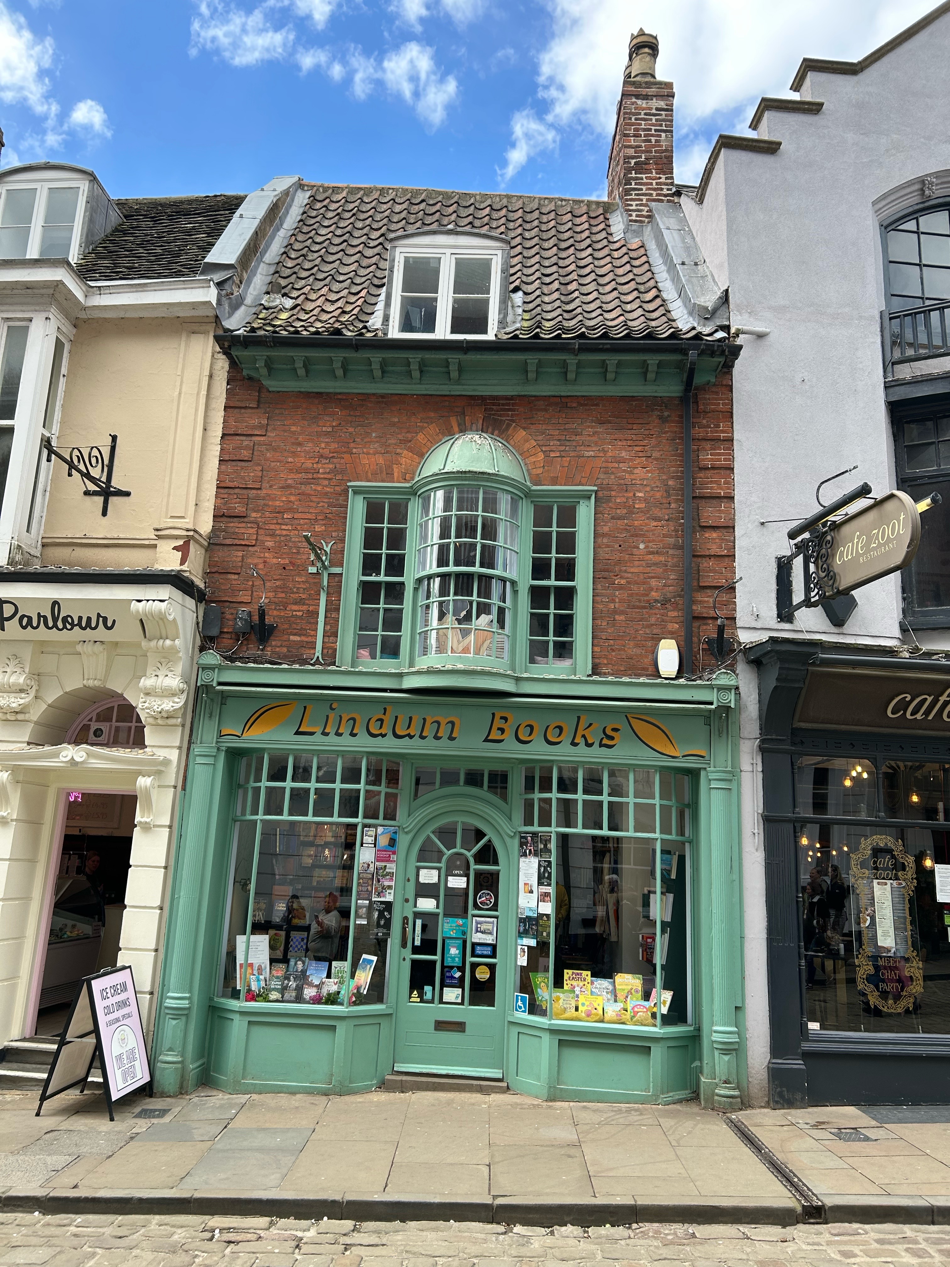 Lindum Books Shopfront
