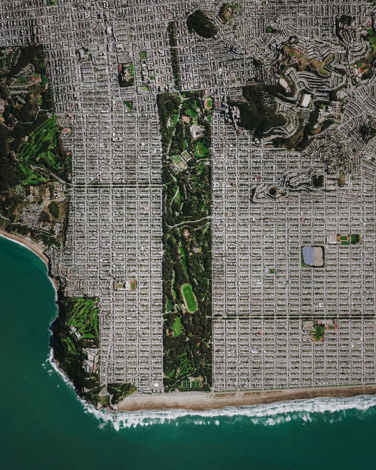 Urban Grid by the Sea