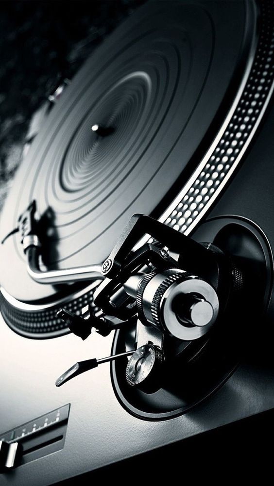 Vinyl Turntable