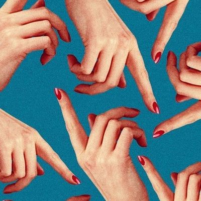 Hands Pointing in Sync