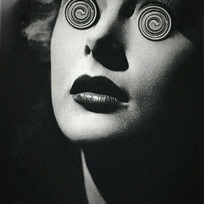 hypnotic spiral eyes