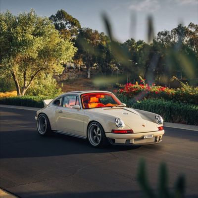 Vintage Porsche 911