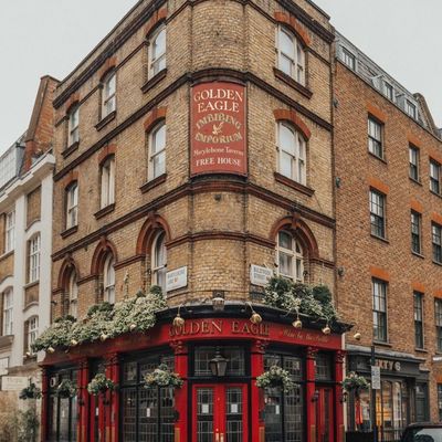 Golden Eagle Pub Corner