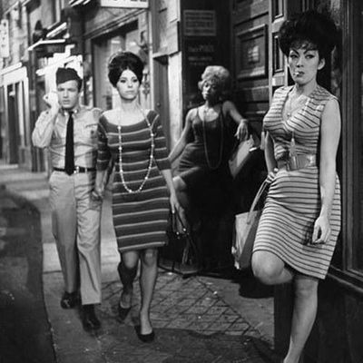 Vintage Street Fashion Showdown