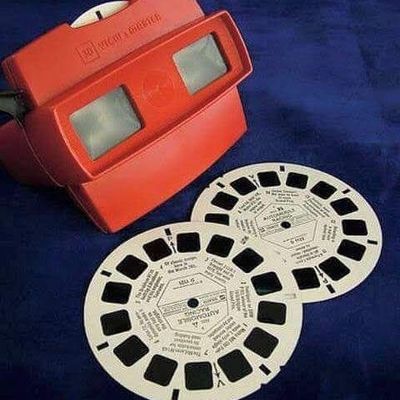 View-Master Viewer with Reels