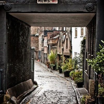 Mews Alleyway