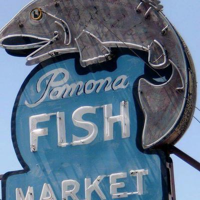 Pomona Fish Market Sign