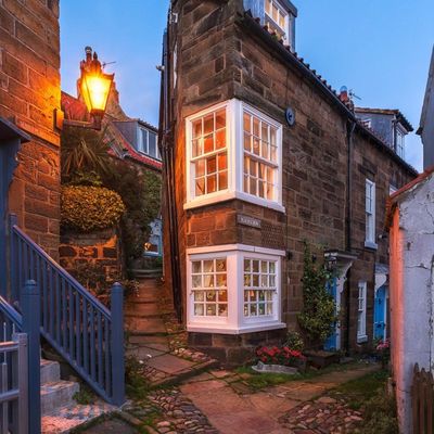 Cozy Evening in a Quaint Cobblestone Alley