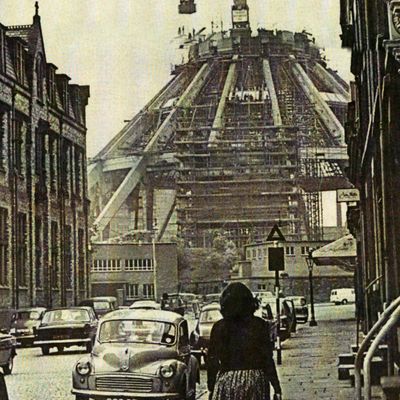 Construction of the Pyramid of London