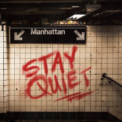 Subway Graffiti Warning subway graffiti warning manhattan subway station