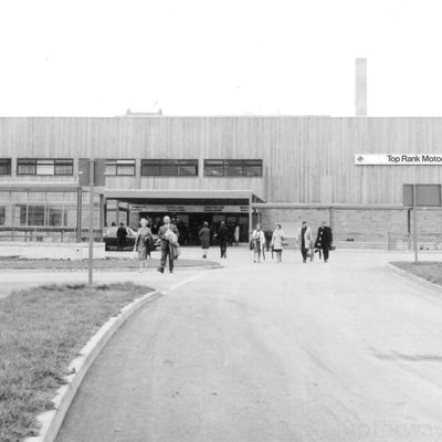 Severn Bridge Aust Services, 1970s factory people entrance